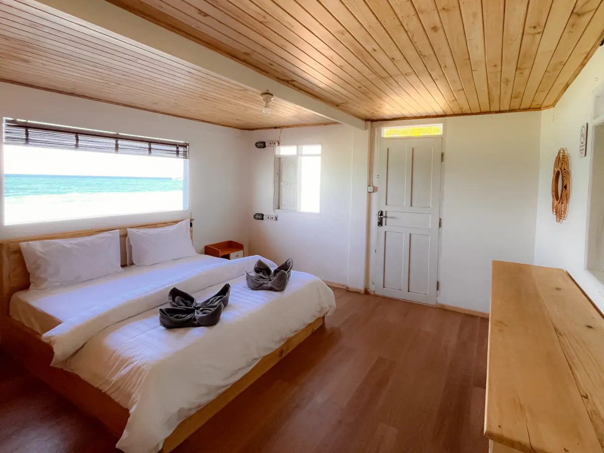 Double Bed with oceanview room